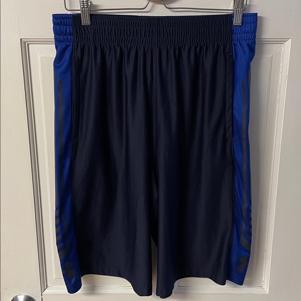 Under Armour blue basketball shorts men’s size large